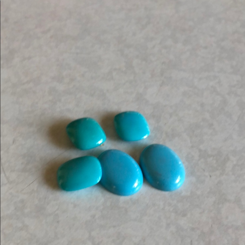 Natural 5 Turquoise stones